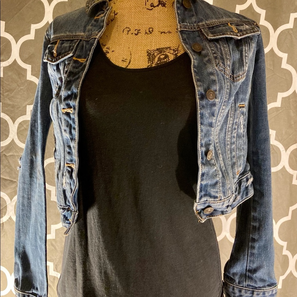 VS Pink Racerback Tank - Picture 2 of 3